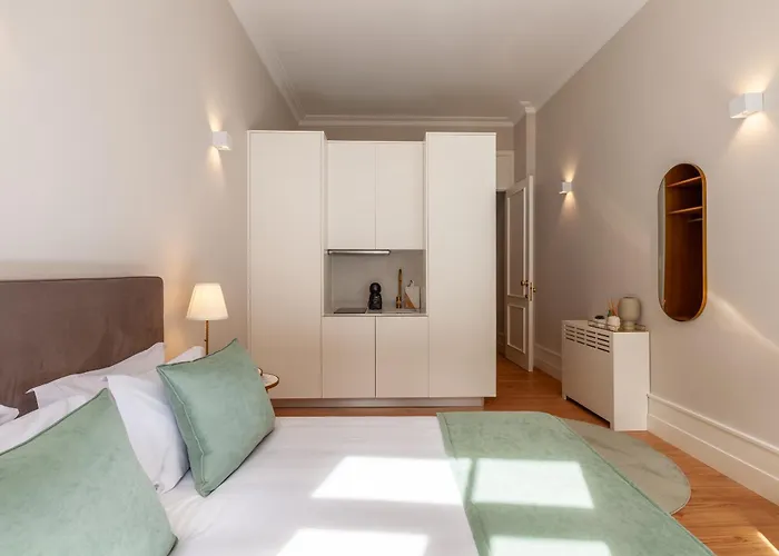 Living Valverde - Minho's Guest Pensión