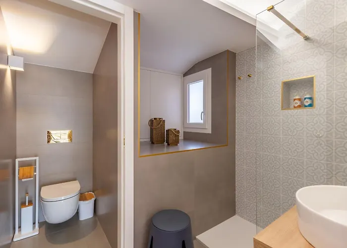 Living Valverde - Minho's Guest Pensión Braga