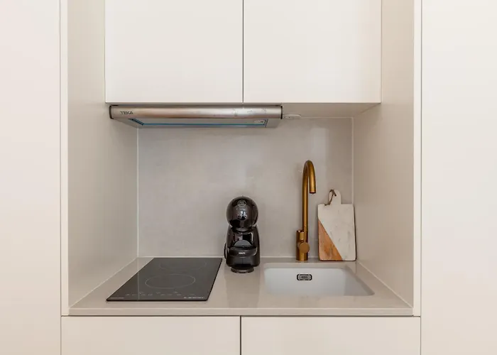 Pensión Living Valverde - Minho's Guest Braga